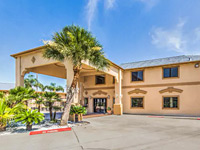 Econo Lodge & Suites Corpus Christi