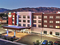 Holiday Inn Express & Suites Albuquerque East