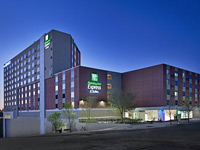 Holiday Inn Express & Suites Austin Downtown - University