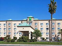 Holiday Inn Express Bakersfield