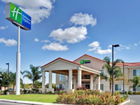 Holiday Inn Express Delano Hwy 99