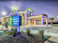 Holiday Inn Express & Suites Carrizo Springs