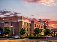 Holiday Inn Express Hotel & Suites Lincoln