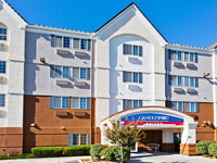 Candlewood Suites Medford