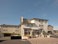 Holiday Inn Express Monterey-Cannery Row