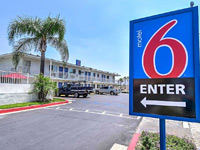 Motel 6 Fontana