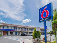 Motel 6 Bakersfield Airport