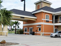 Hotels in Beeville, Texas