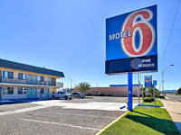 Motel 6 Douglas