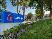 Motel 6 Thousand Oaks South