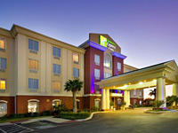 Holiday Inn Express Hotel & Suites Uvalde