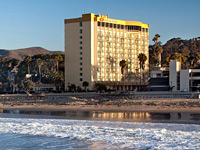 Crowne Plaza Ventura Beach