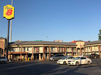 Super 8 by Wyndham San Antonio Pearl District / Downtown