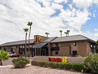 Super 8 by Wyndham Chandler Phoenix