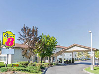 Super 8 by Wyndham Bend