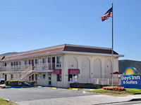 Days Inn by Wyndham San Marcos