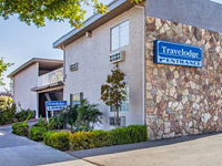 Travelodge by Wyndham Fresno Yosemite Area