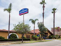 Howard Johnson by Wyndham National City