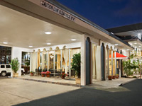 Travelodge by Wyndham Bakersfield