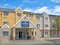 Microtel Inn & Suites by Wyndham Denver