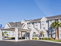 Microtel Inn & Suites by Wyndham Modesto Ceres