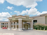 Super 8 by Wyndham Cotulla