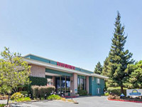 Days Inn & Suites by Wyndham Sunnyvale