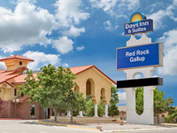 Days Inn & Suites by Wyndham Red Rock-Gallup