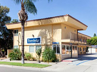 Travelodge by Wyndham Brea