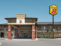 Super 8 by Wyndham Karnes City