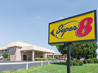 Super 8 by Wyndham Clovis