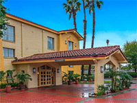 Days Inn by Wyndham San Diego Vista
