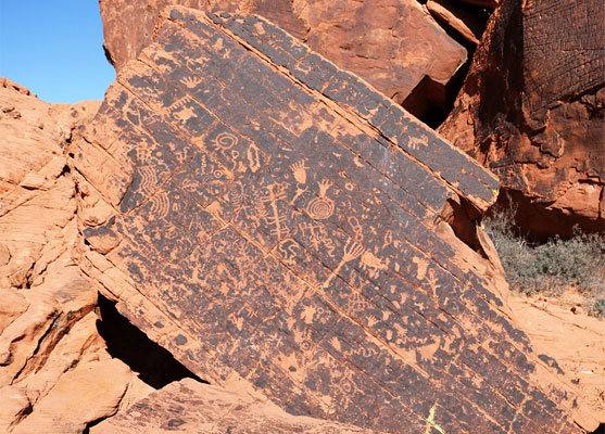 Newspaper Rock petroglyphs
