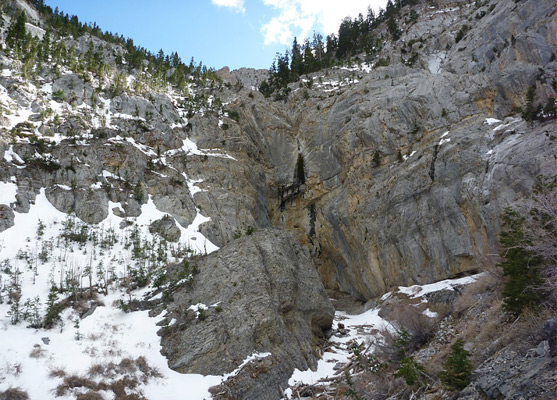 Snowy slopes on the approach to Big Falls