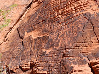 Deeply grooved cliff