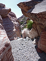 Overhanging rock