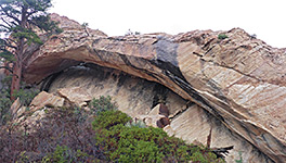 Close view of the arch