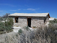 Longstreet cabin - west