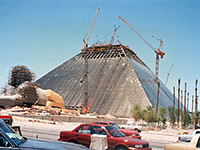Luxor under construction in 1994
