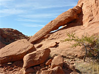 Slender arch