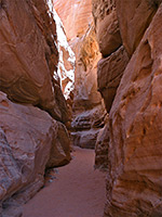 Slot canyon