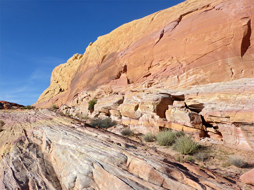 Cliff and ledges beside Pastel Canyon