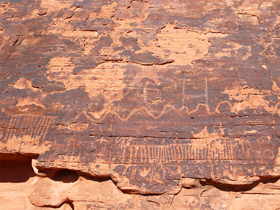 Counting petroglyphs