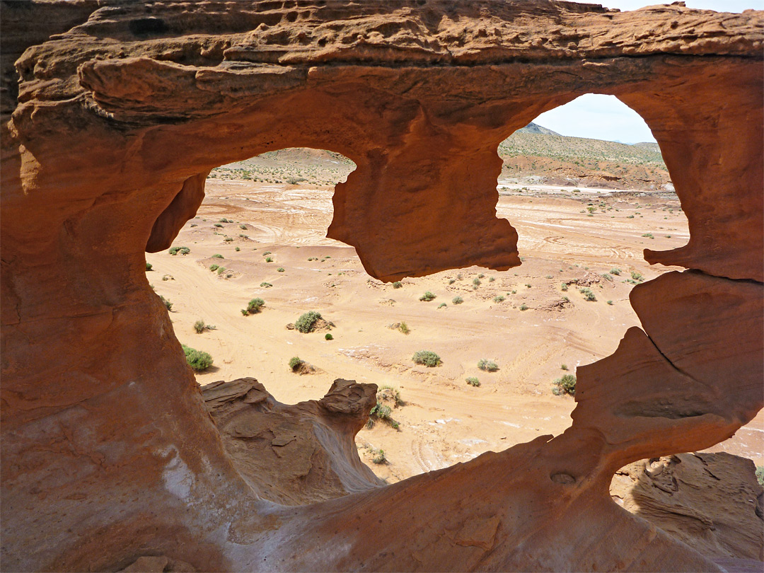 Heart-shaped arch