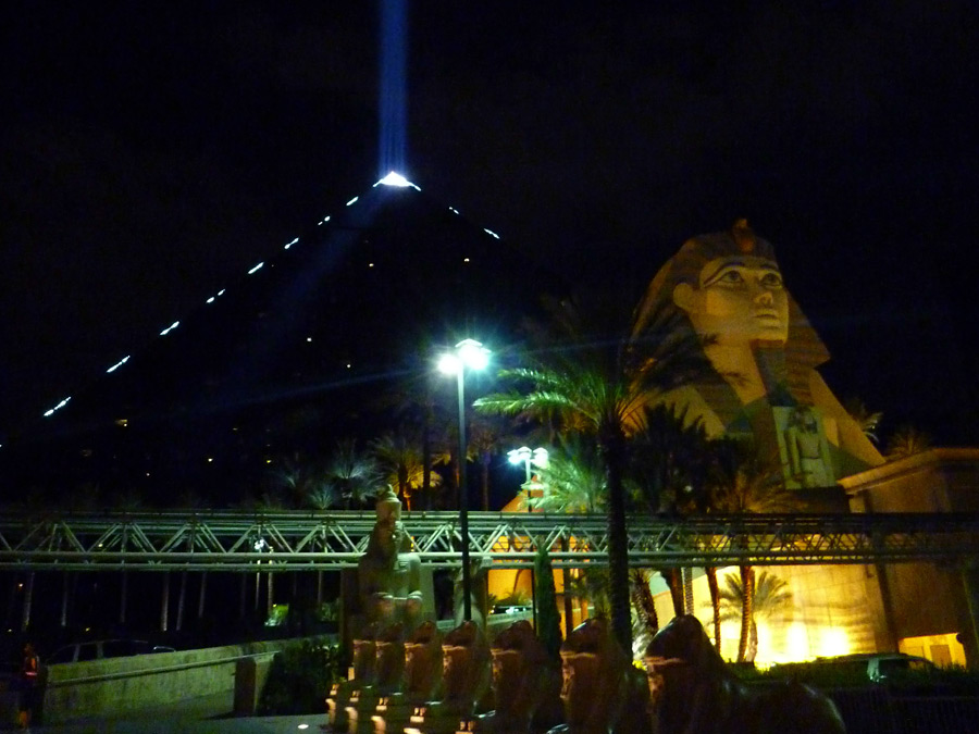 Photographs of Luxor Hotel & Casino, Las Vegas