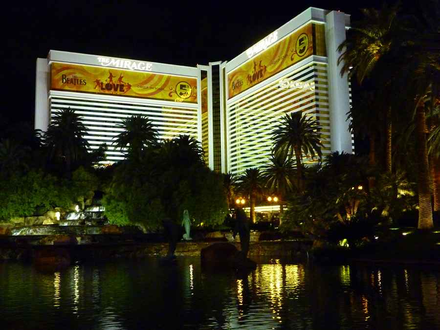 Pool in front of the casino