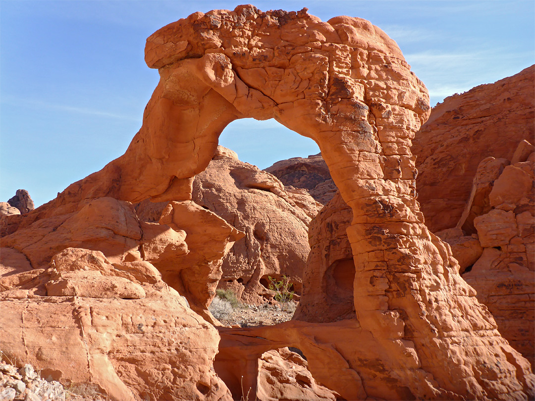 Red rock arch
