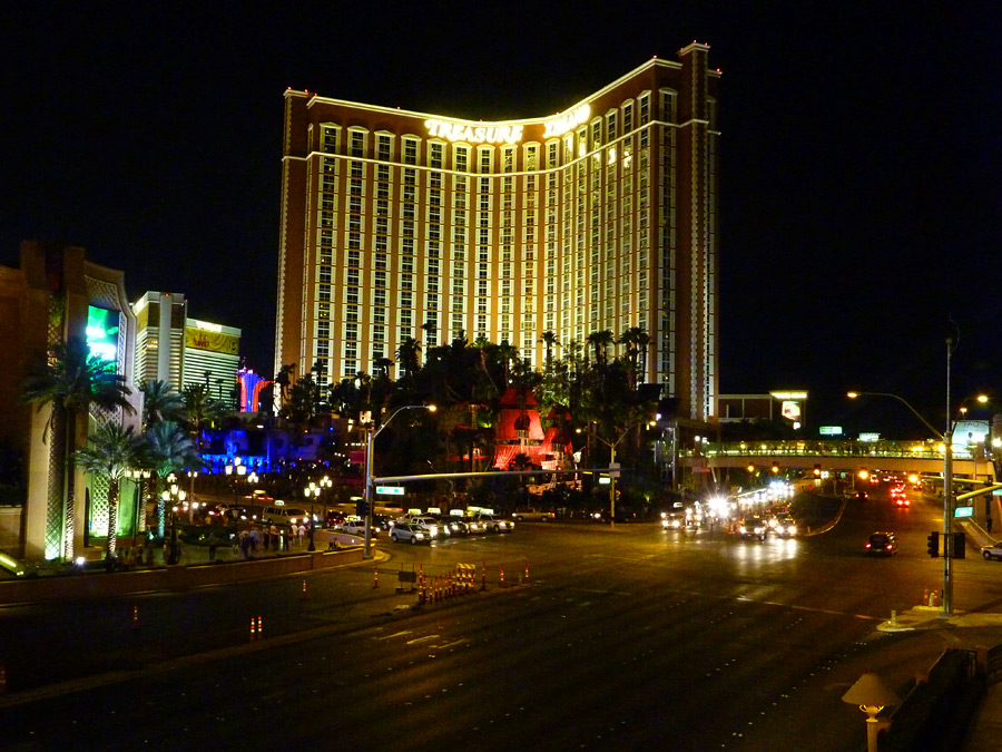 Sands Ave - Las Vegas Blvd intersection