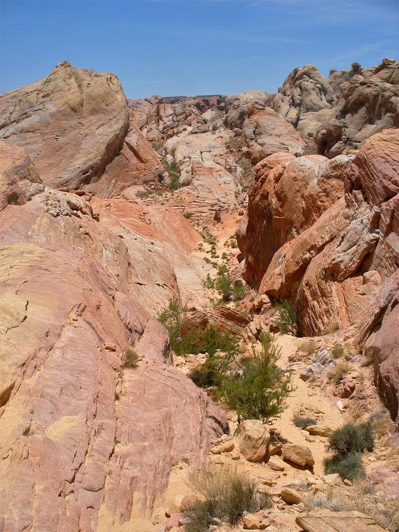 White Domes - ravine