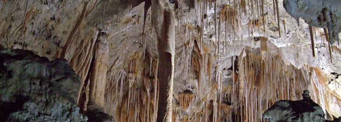 Painted Grotto - calcite speleotherms and soda straws